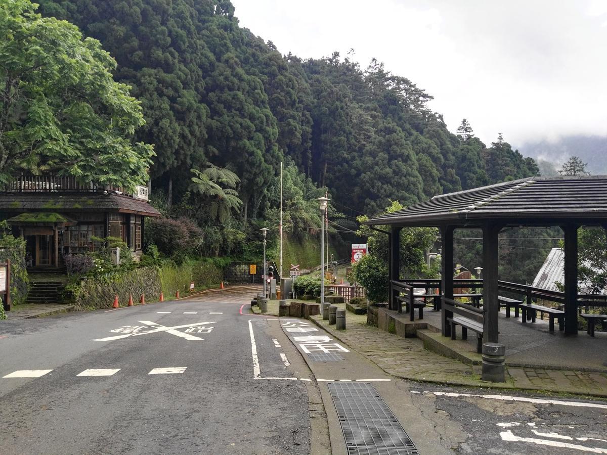 Qun Feng Hotel Fenchihu Buitenkant foto