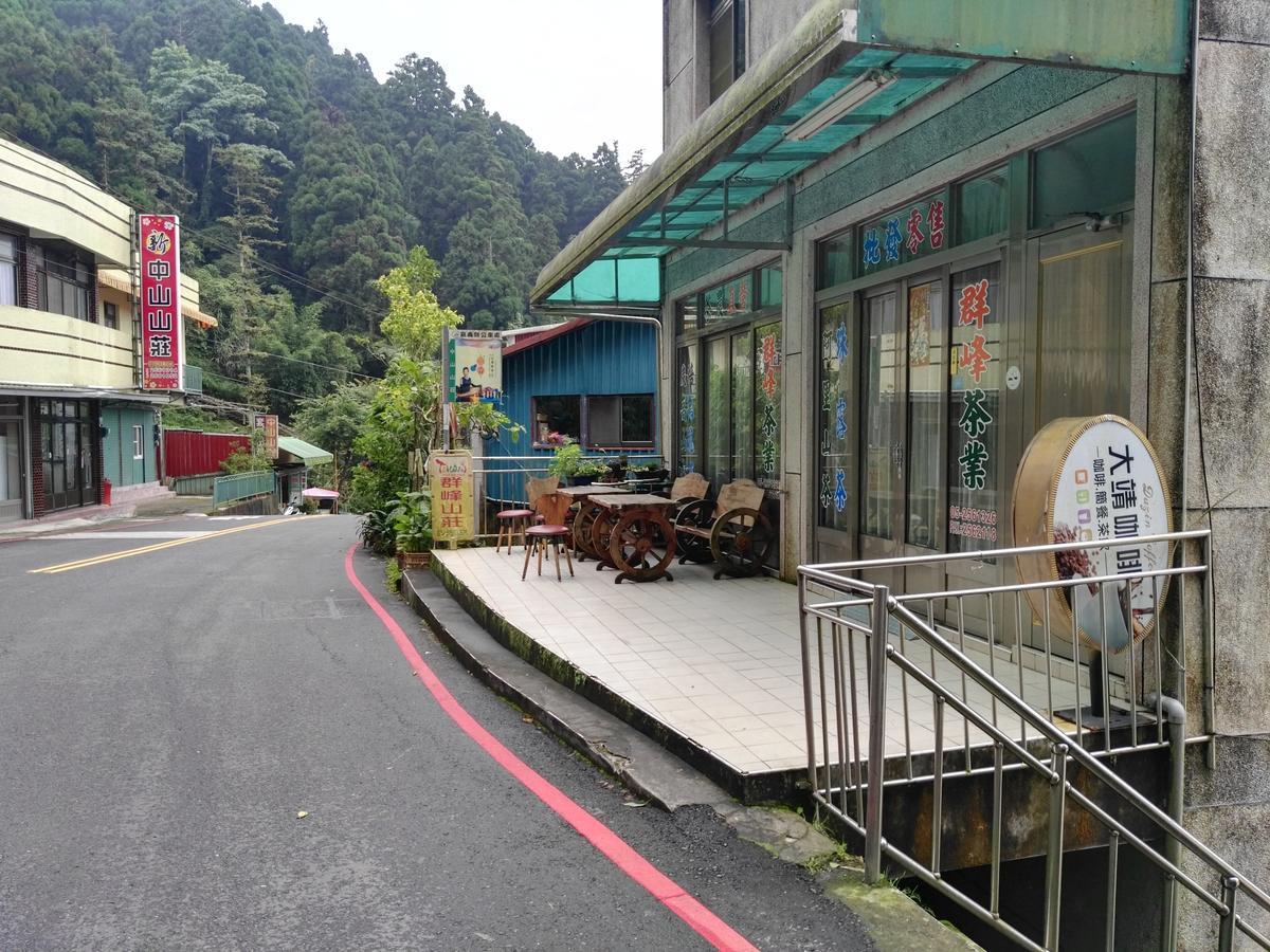 Qun Feng Hotel Fenchihu Buitenkant foto